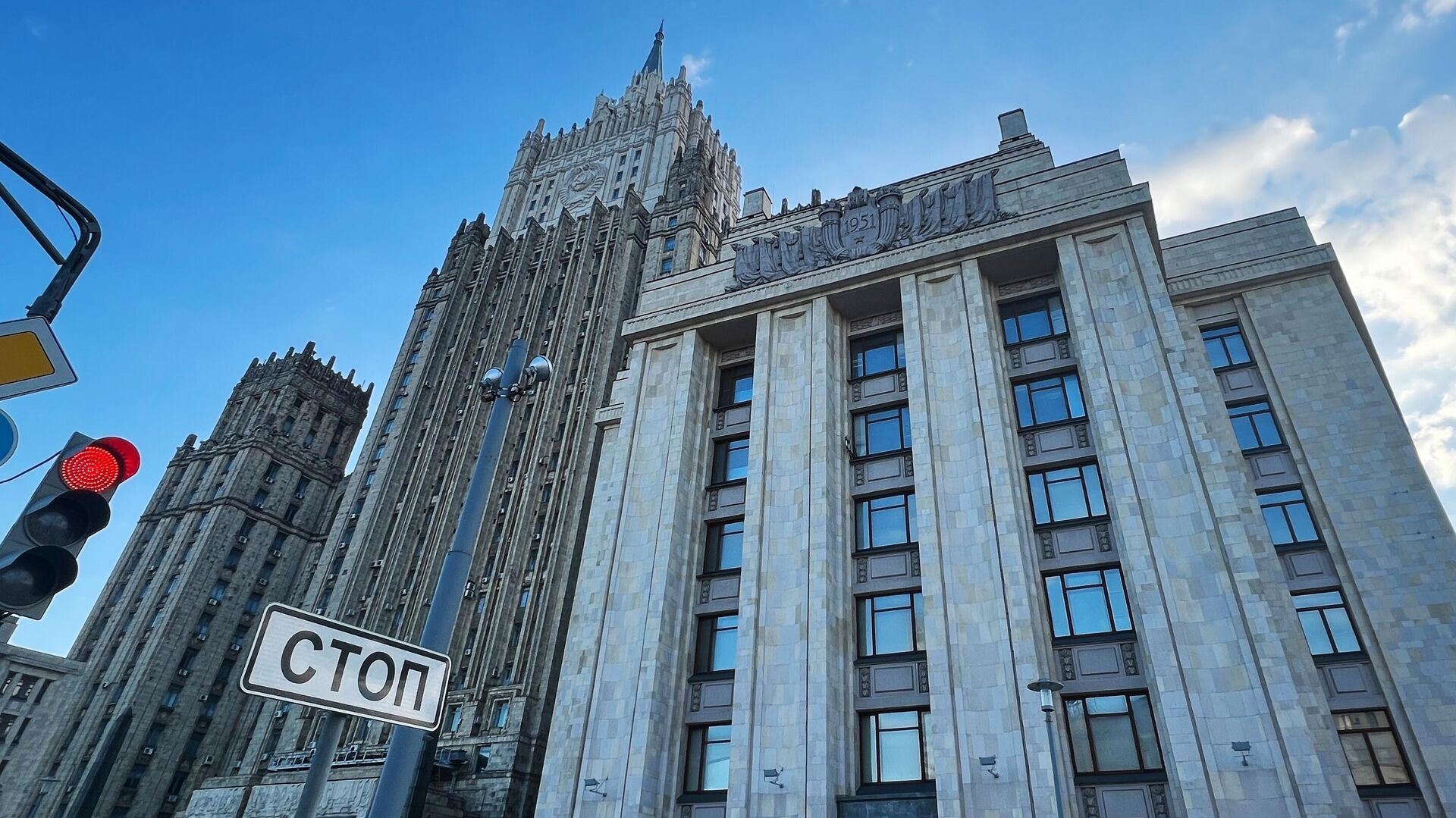 Москва отвечает Бухаресту закрытием румынского консульства