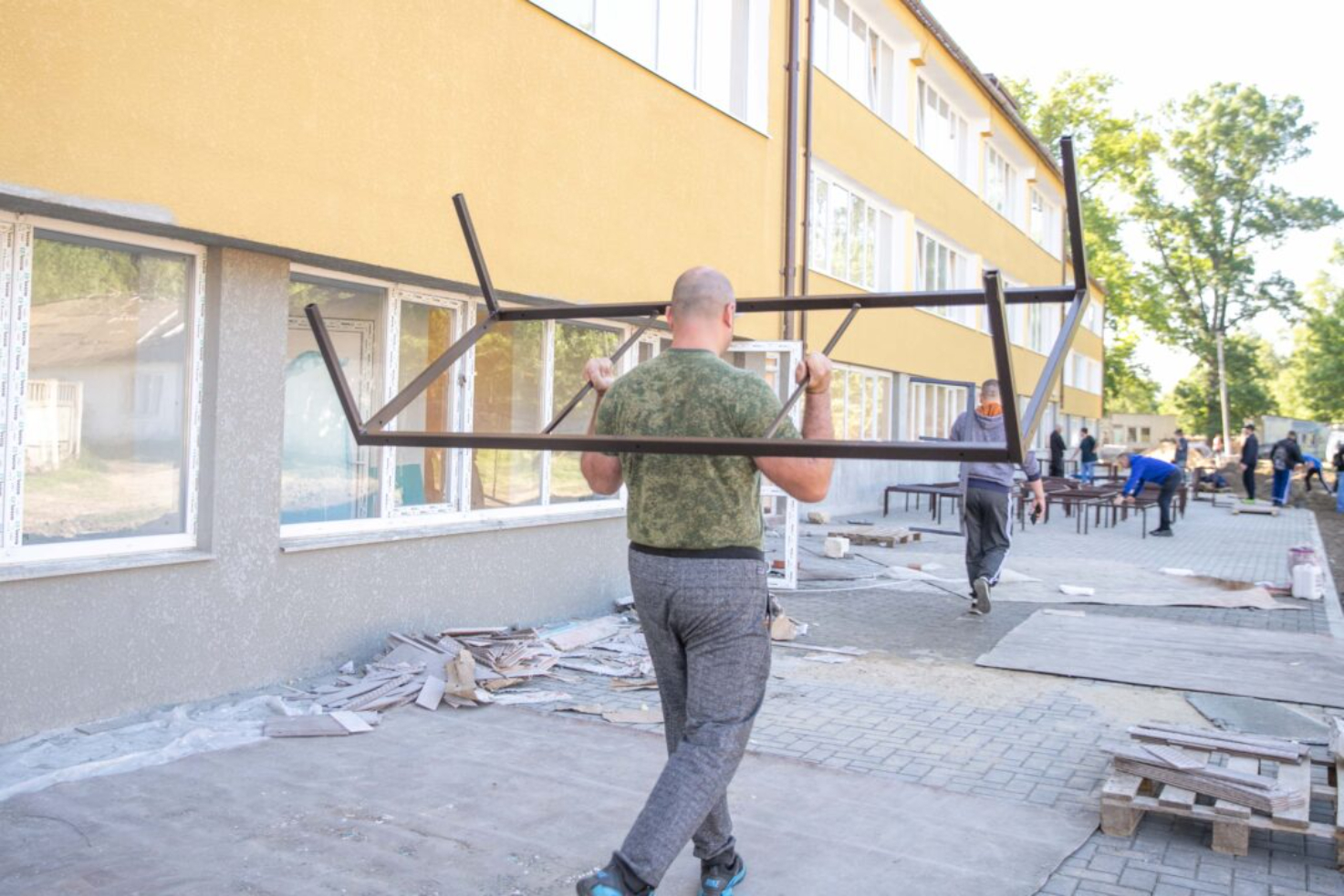 Субботник в ПМР объединил военных и молодежь благоустроены лагеря и памятные места