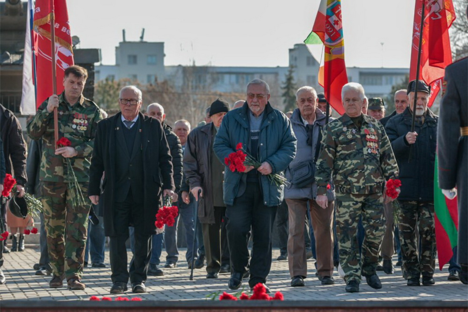 В ПМР почтили память защитников в годовщину создания Народного ополчения