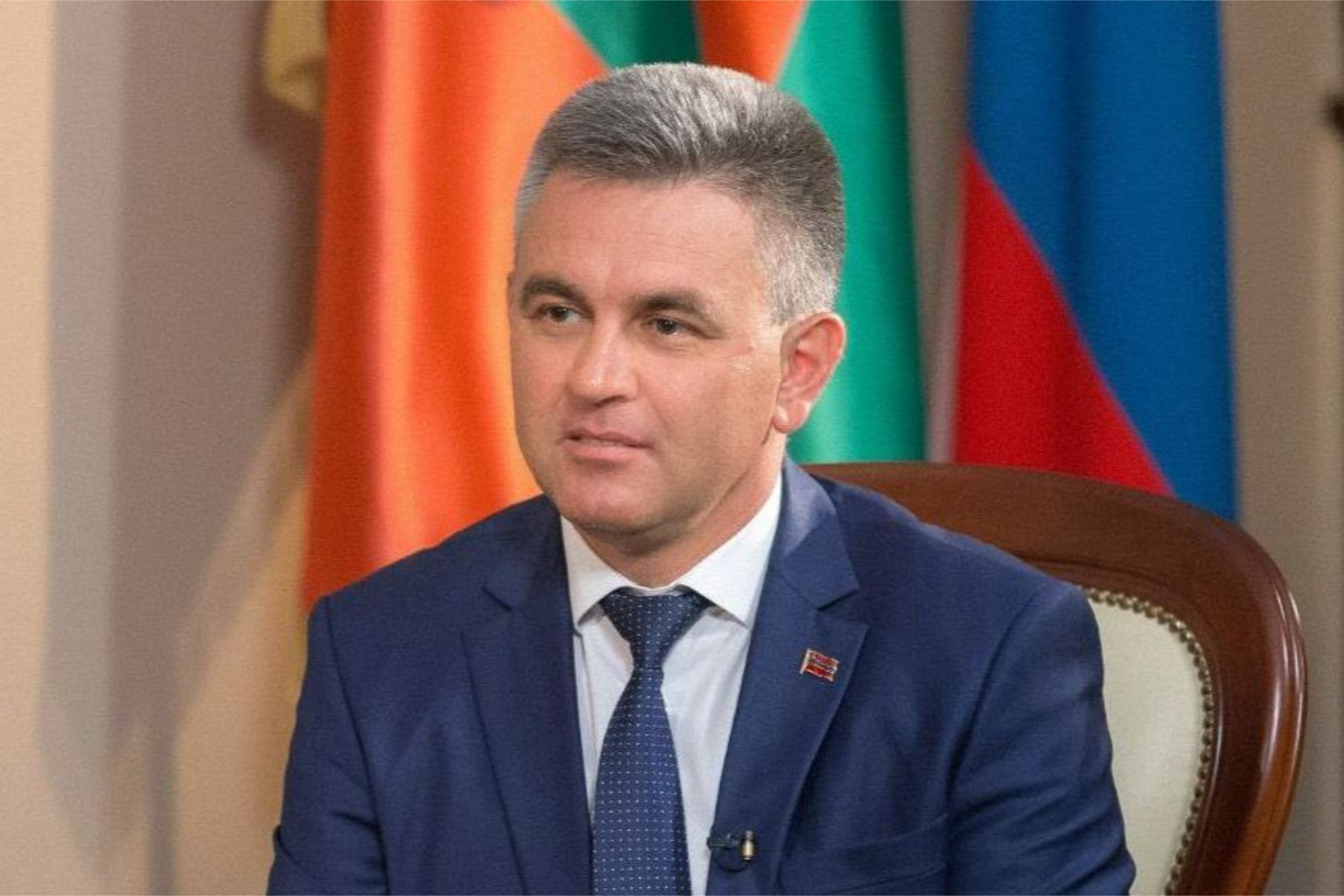 35 лет Правительству Приднестровья: Красносельский поблагодарил госслужащих и ветеранов