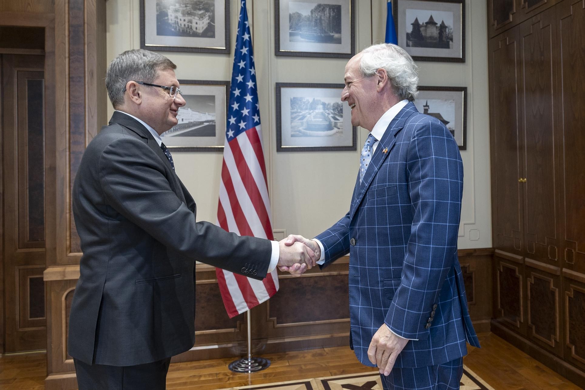 Новый посол США обсудил с премьером Молдовы инвестиции и энергетическое сотрудничество