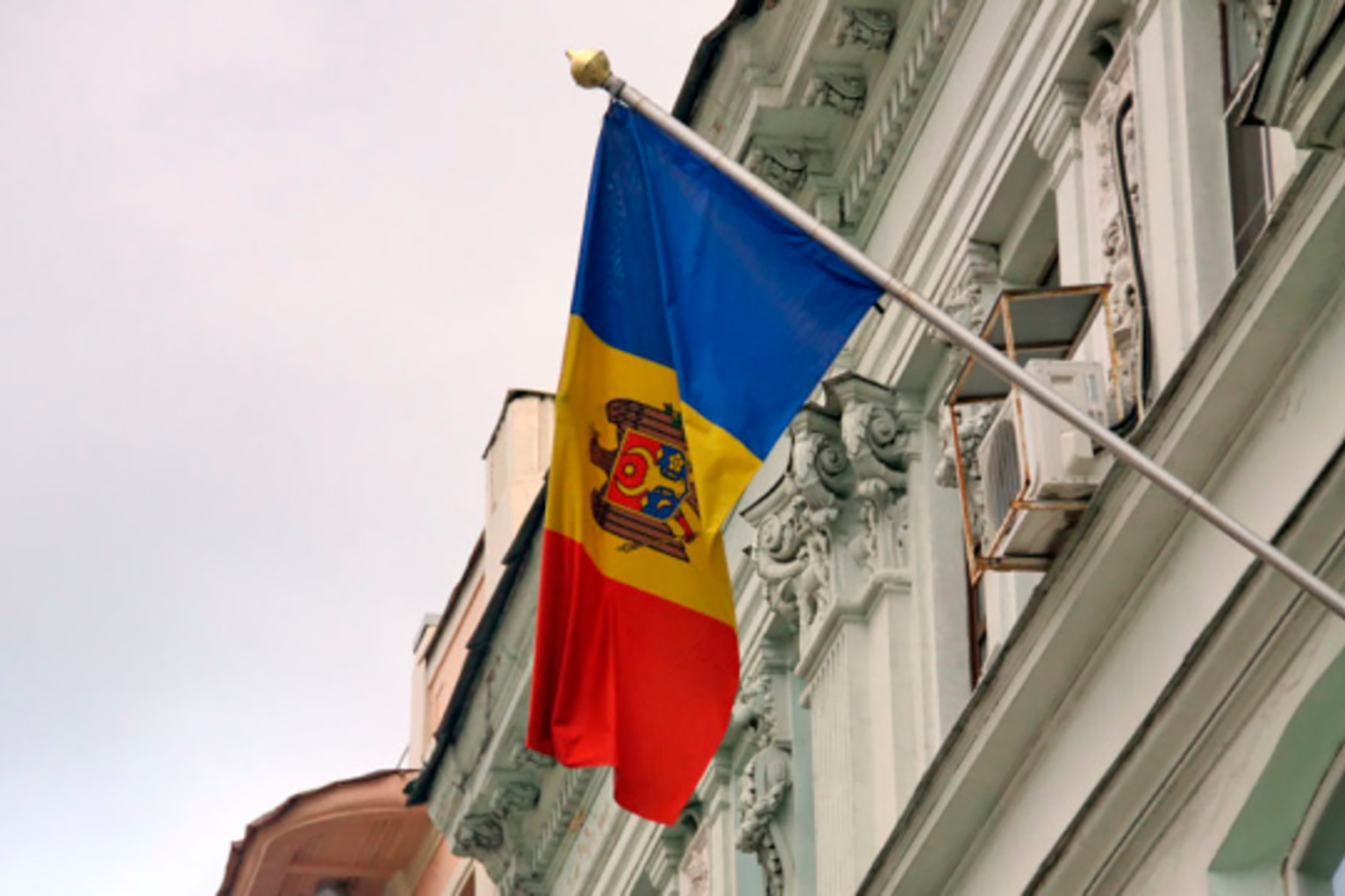 МИД Украины фиксирует попытки дестабилизации ситуации в Молдове перед выборами